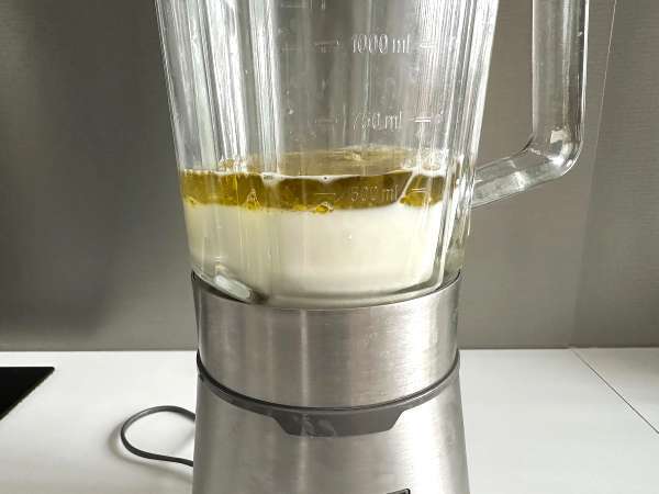 Sardalya keki: basit, nemli ve lezzetli bir tarif - Hazırlık adım 4