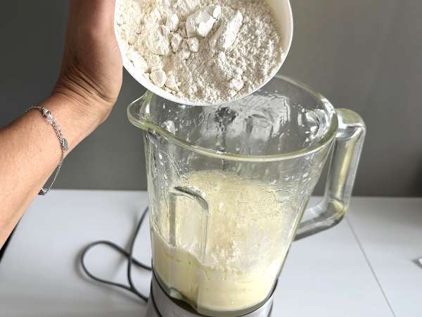 Sardalya keki: basit, nemli ve lezzetli bir tarif - Hazırlık adım 5