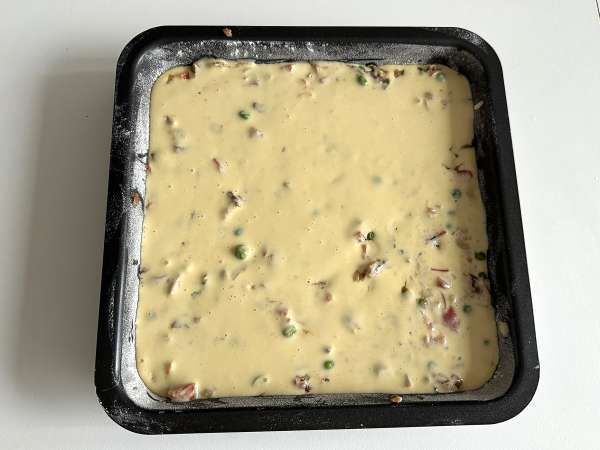 Sardalya keki: basit, nemli ve lezzetli bir tarif - Hazırlık adım 9