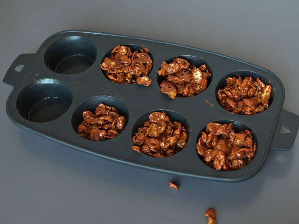 Kum güllerinde Paskalya yuvaları - Hazırlık adım 3