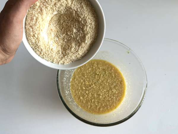 Ultra nemli antep fıstıklı, misket limonlu ve kabaklı kek - Hazırlık adım 5