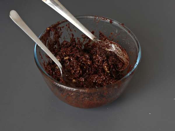 Kum Gülleri İçinde Çikolatalı Pringles - Hazırlık adım 3