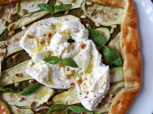 Pesto ve kabaklı tart: tıpkı yaz gibi kokan kolay bir tarif! - Hazırlık adım 9