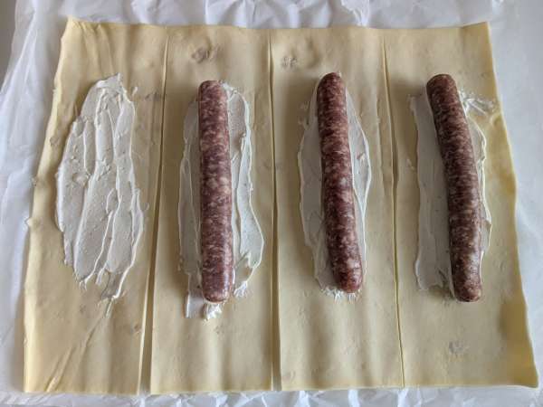 Hava fritözünde sosisli ve peynirli rustici - Hazırlık adım 4