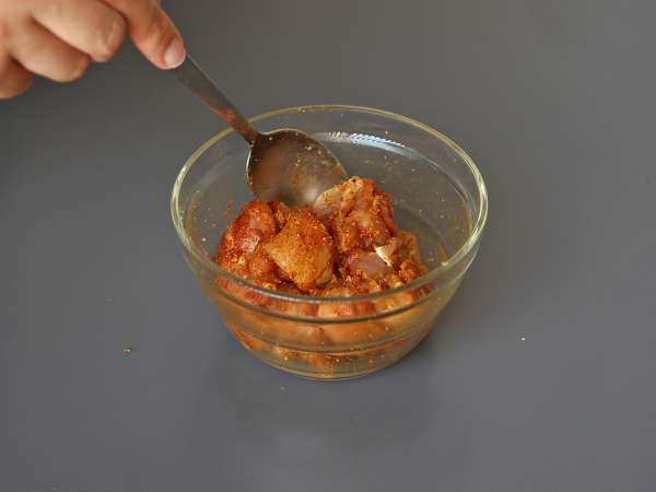 Tayland Usulü Kremalı Köri Soslu Tavuklu Udon - Hazırlık adım 1