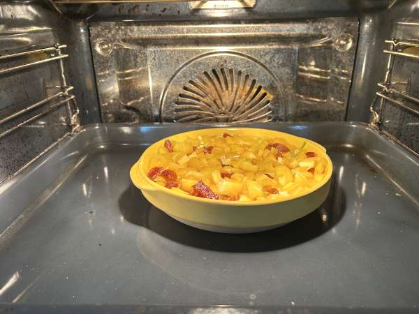 Tek tencerede biberli, chorizolu ve ıspanaklı orzo - Hazırlık adım 5