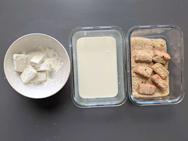 Hava fritözünde pişirilmiş çıtır tofu parçaları ve Tay usulü yeşil fasulye - Hazırlık adım 4