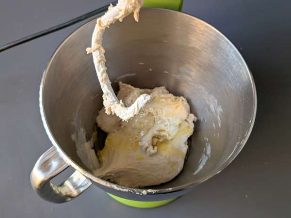 Soğanlı ve biberiyeli rustik focaccia - Hazırlık adım 4