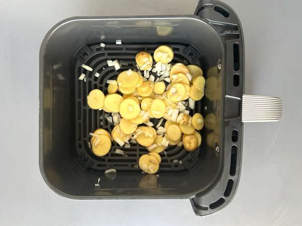 Air Fryer’da Berlam ve Beyaz Şarap Sosu, Patates ve Sebzeler - Hazırlık adım 2