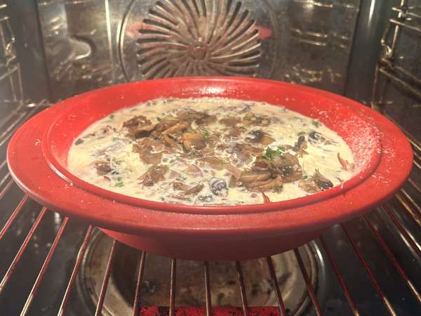Mantarlı, Bacon’lı ve Lor Peynirli Hamursuz Kiş - Hazırlık adım 8