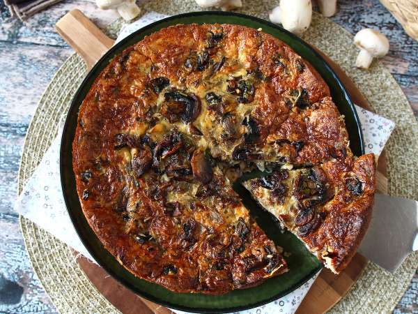 Mantarlı, Bacon’lı ve Lor Peynirli Hamursuz Kiş - Hazırlık adım 9