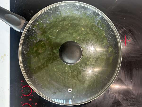 Palak tofu: tofu ve ıspanaklı Hint körisi - Hazırlık adım 9