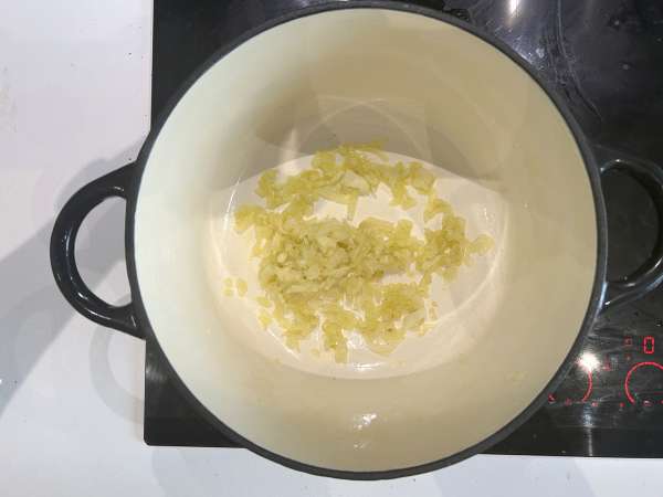 Etli, ricotta ve parmesanlı lazanya çorbası - Hazırlık adım 1