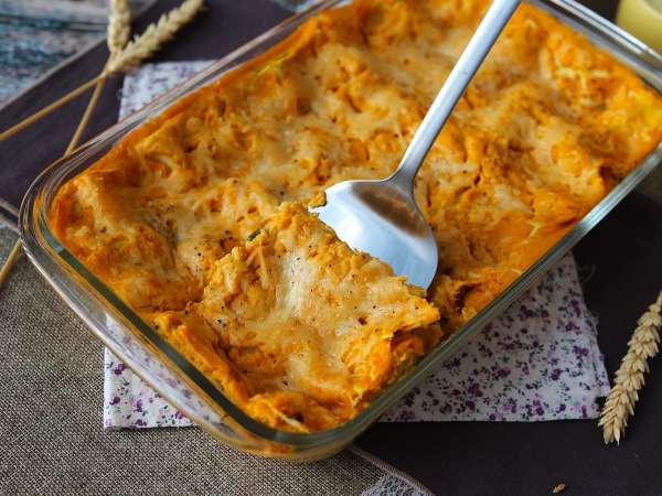 Butternut kabağı, ıspanak ve ricotta peynirli lazanya - Hazırlık adım 10