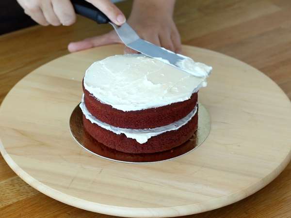 Cadılar Bayramı'na özel Red Velvet kek! - Hazırlık adım 10