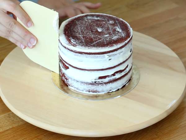Cadılar Bayramı'na özel Red Velvet kek! - Hazırlık adım 11
