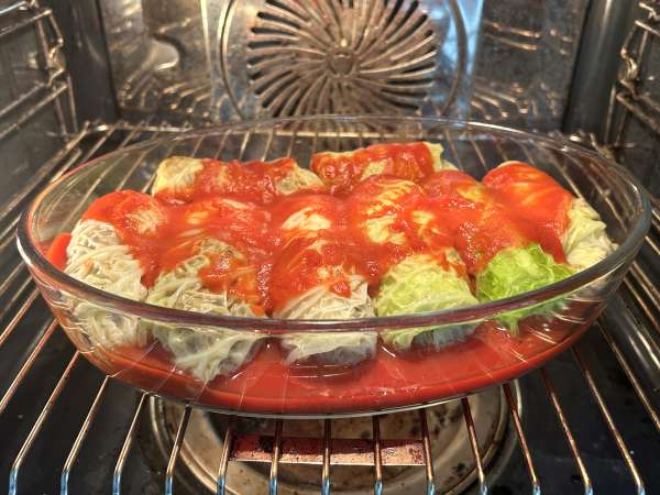 Mantar, pirinç ve miso ile doldurulmuş vejetaryen lahana dolması - Hazırlık adım 10