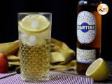 Alkolsüz Martini Spritz, aperatif için tatlı, çiçeksi bir kokteyl - Hazırlık adım 5