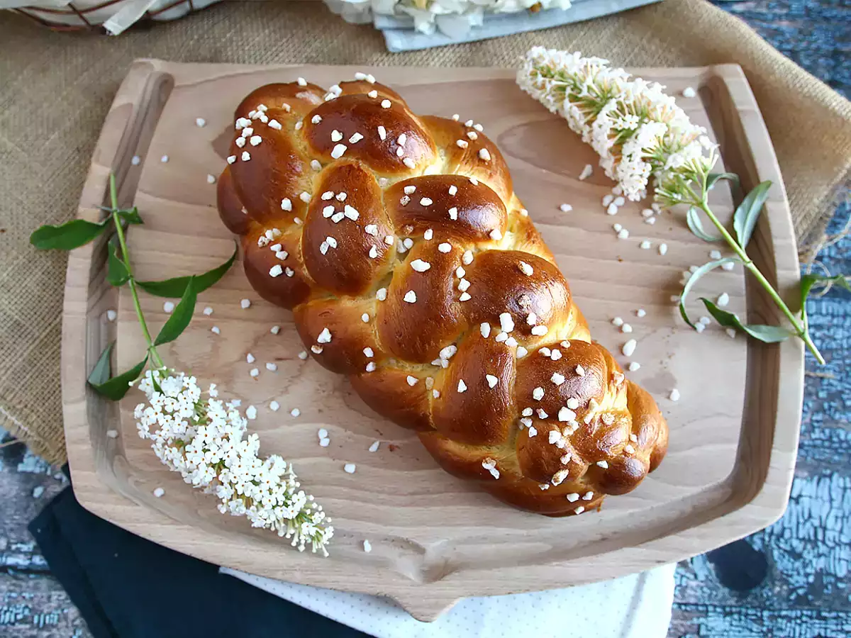 8 telli örgülü topuzlar