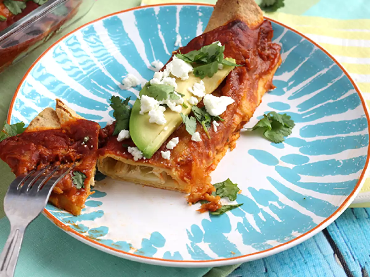 Acı Soslu Tavuk Enchiladas - fotoğraf 4