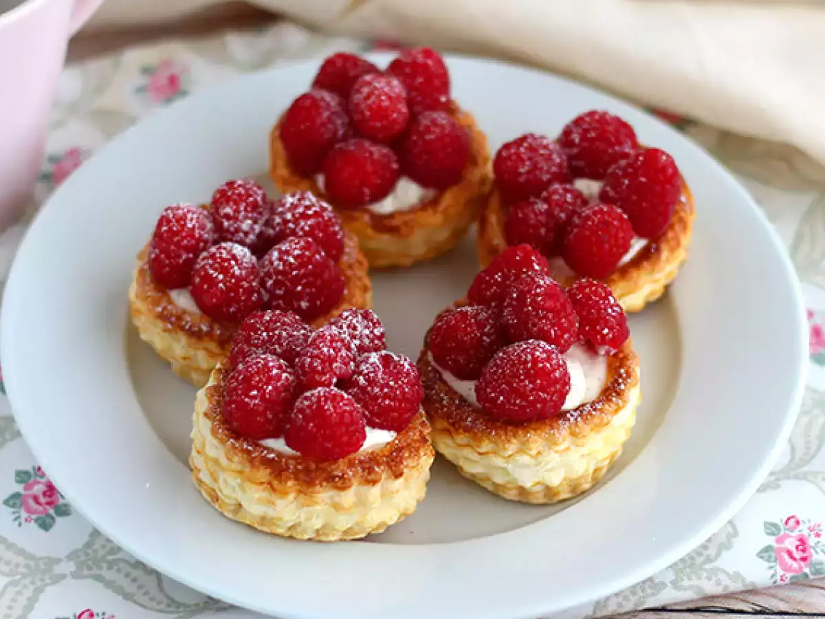 Ahududu ve mascarpone vol au vents - fotoğraf 3
