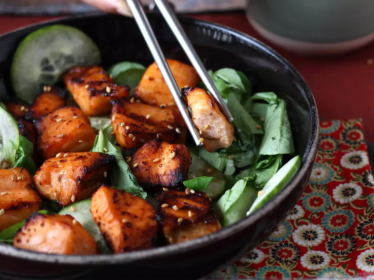 Air fryer’da Asya marinasyonlu somon lokmaları - fotoğraf 2