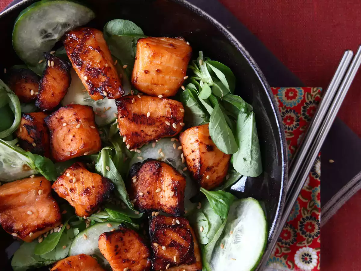 Air fryer’da Asya marinasyonlu somon lokmaları - fotoğraf 4