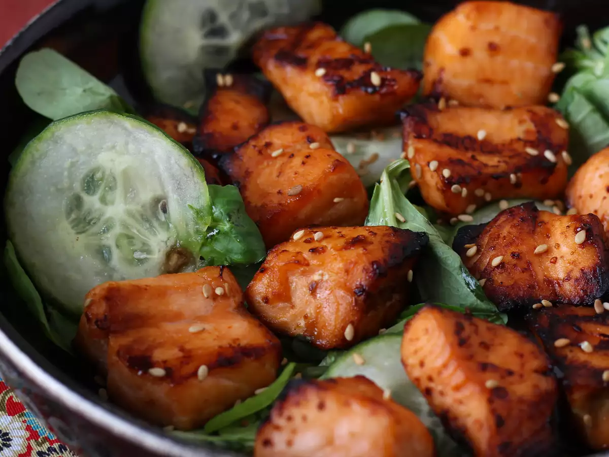 Air fryer’da Asya marinasyonlu somon lokmaları - fotoğraf 6