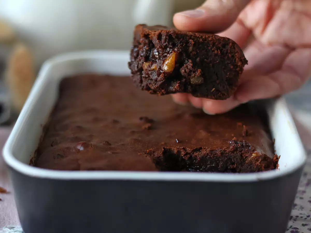 Air fryer’da çikolatalı cevizli brownie - fotoğraf 4