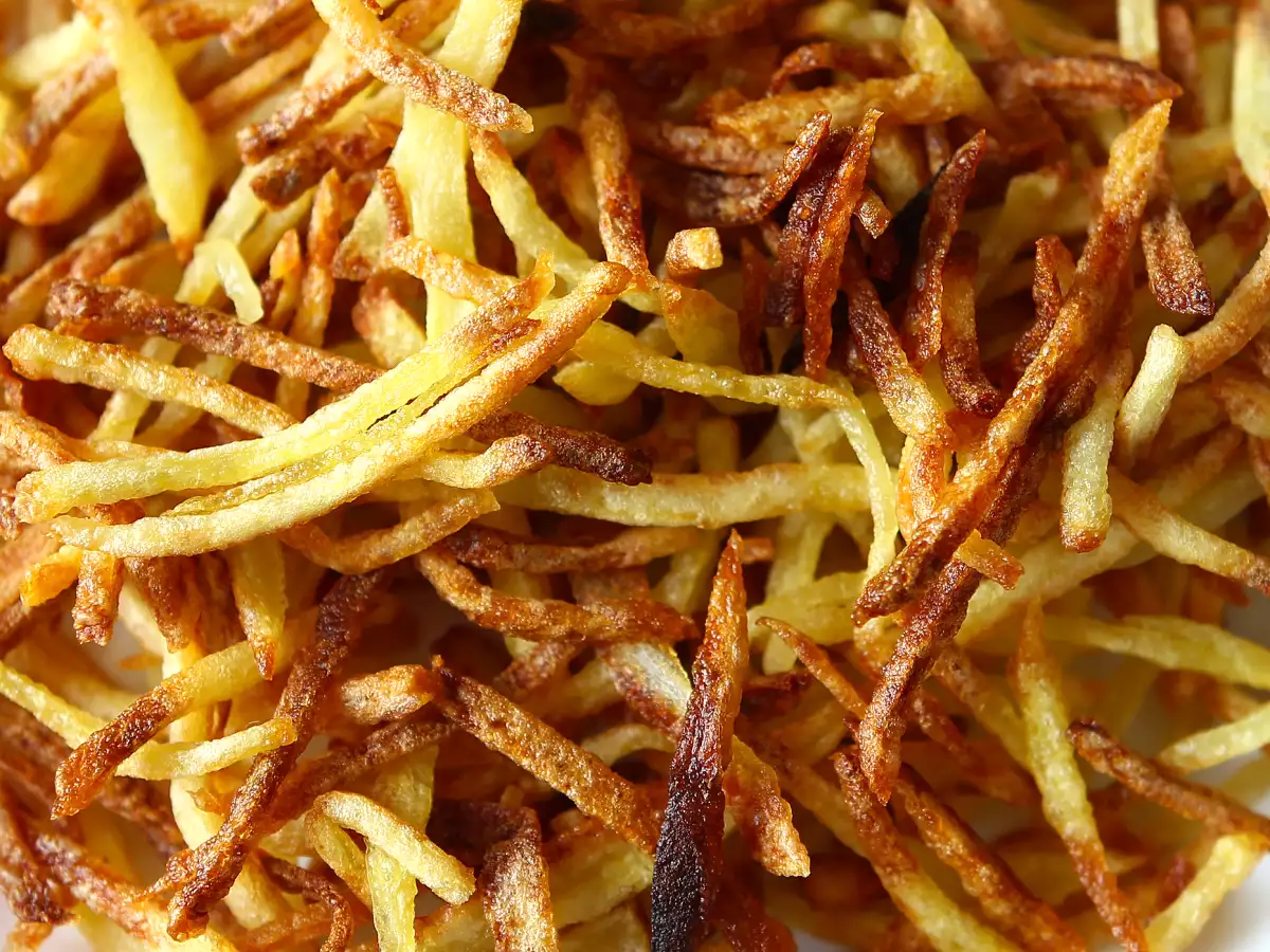 Air Fryer’da Kibrit Patates: Ev Yapımı Olduğuna Kimse İnanamayacak Kadar Çıtır - fotoğraf 2
