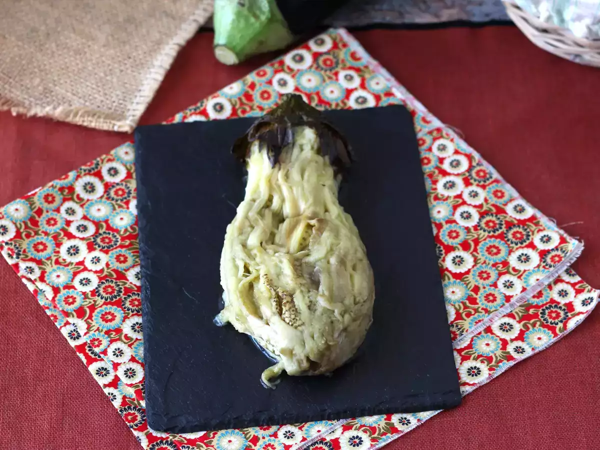 Air Fryer’da Patlıcan Nasıl Kolayca Közlenir ve Soyulur? Çok Pratik Bir Yöntem! - fotoğraf 3