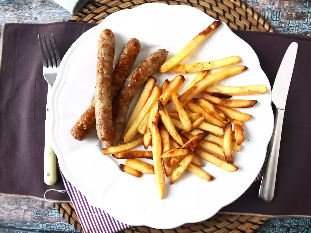Air Fryer'da sosisleri nasıl pişirebilirim?