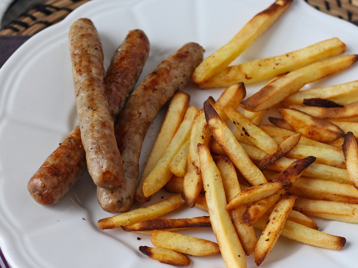 Air Fryer'da sosisleri nasıl pişirebilirim? - fotoğraf 4