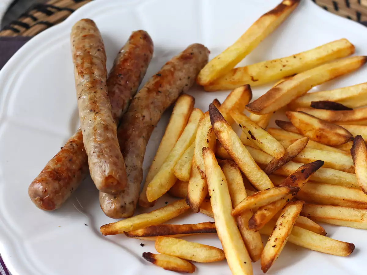 Air Fryer'da sosisleri nasıl pişirebilirim? - fotoğraf 4