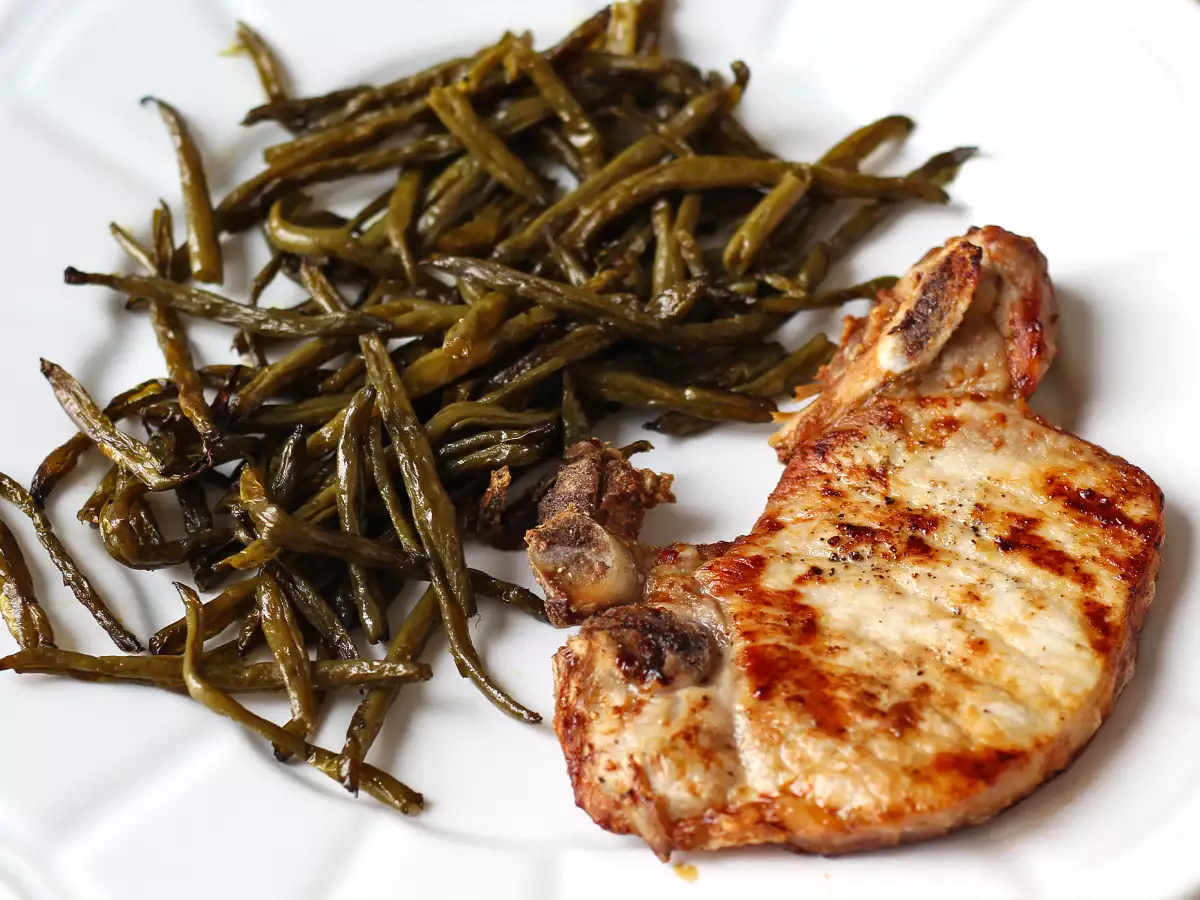 Airfryer'da domuz pirzolası nasıl pişirilir?