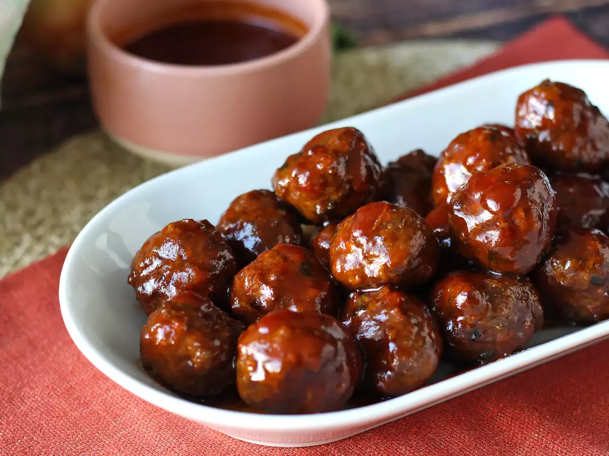 Airfryer’da Tatlı Ekşi Barbekü Soslu Köfte: Kolay ve Lezzetli Tarif - fotoğraf 4