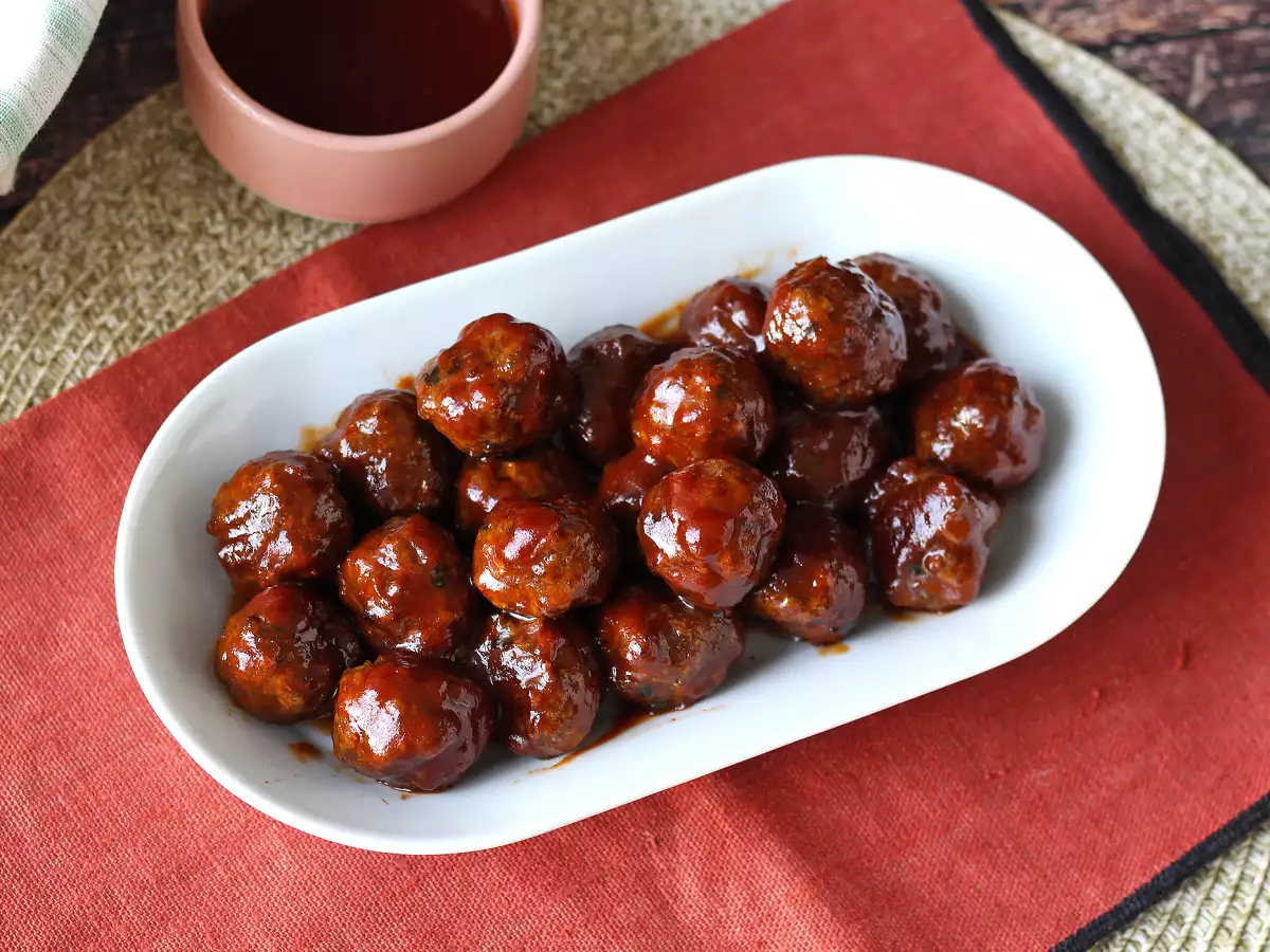 Airfryer’da Tatlı Ekşi Barbekü Soslu Köfte: Kolay ve Lezzetli Tarif - fotoğraf 7