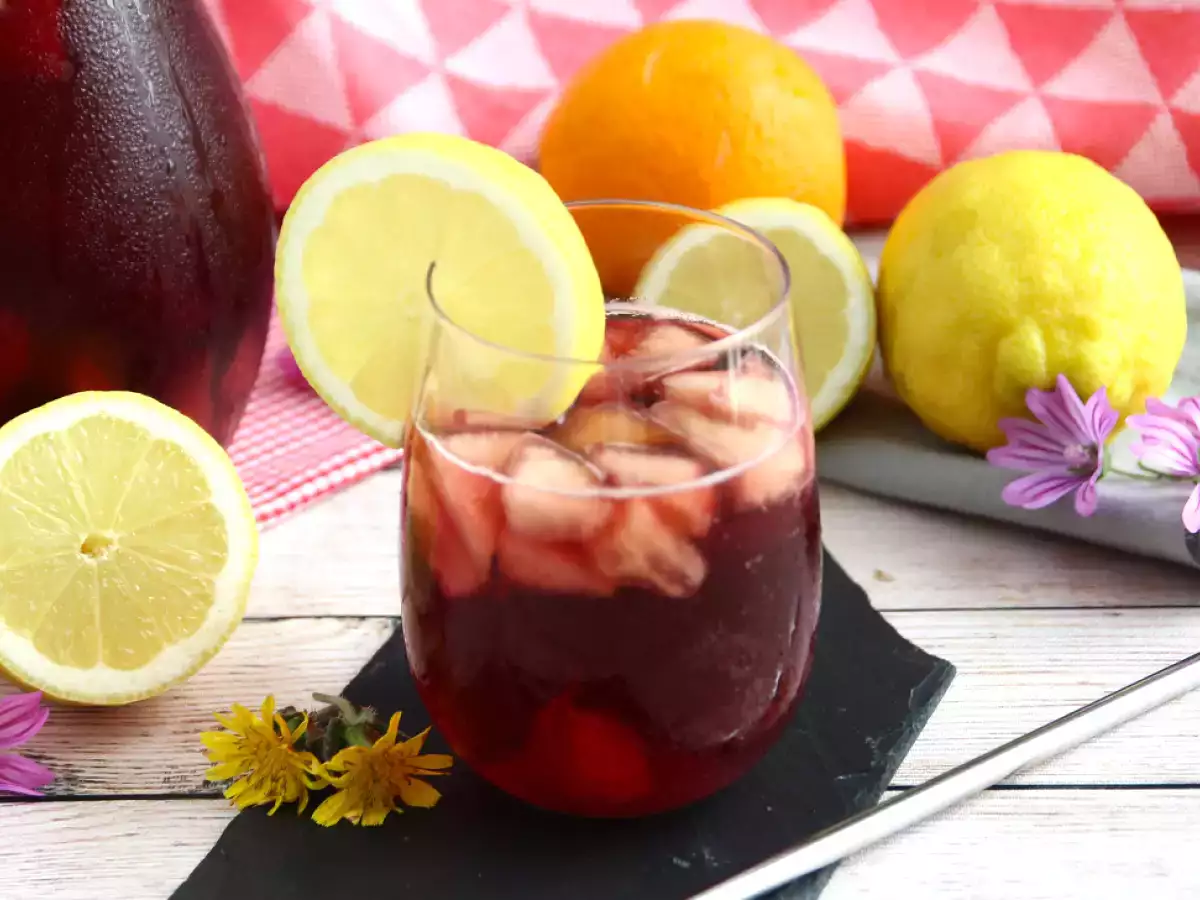 Alkolsüz sangria
