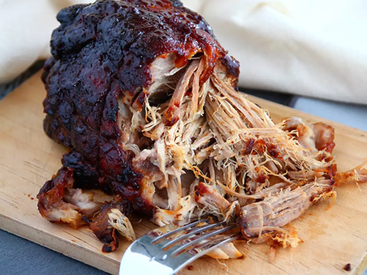 Amerikan Usulü Didiklenmiş Domuz Eti (Pulled Pork) - fotoğraf 3