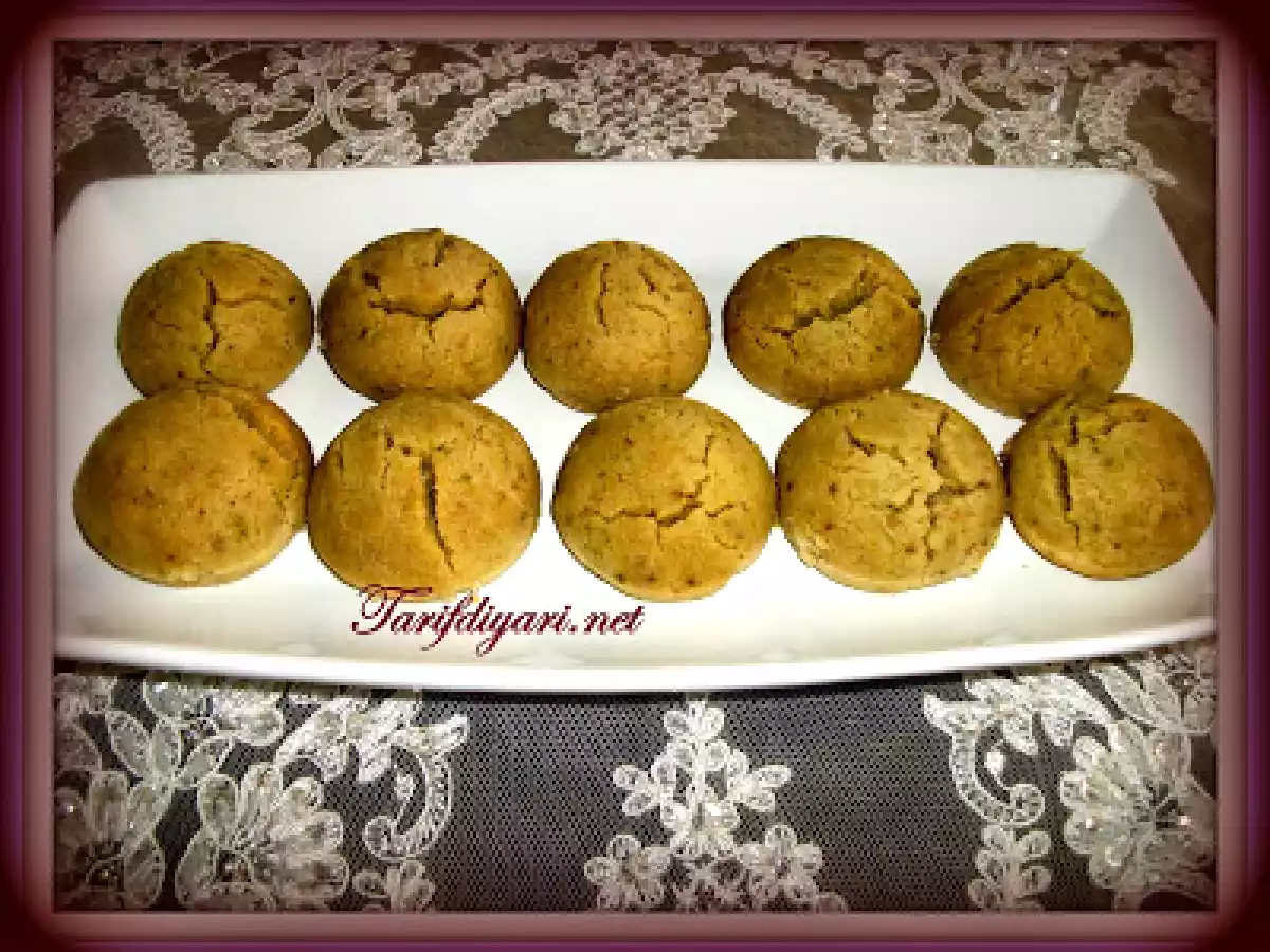 ANTEP FISTIKLI ISLAK KURABİYE(BROWNİ KURABİYE)