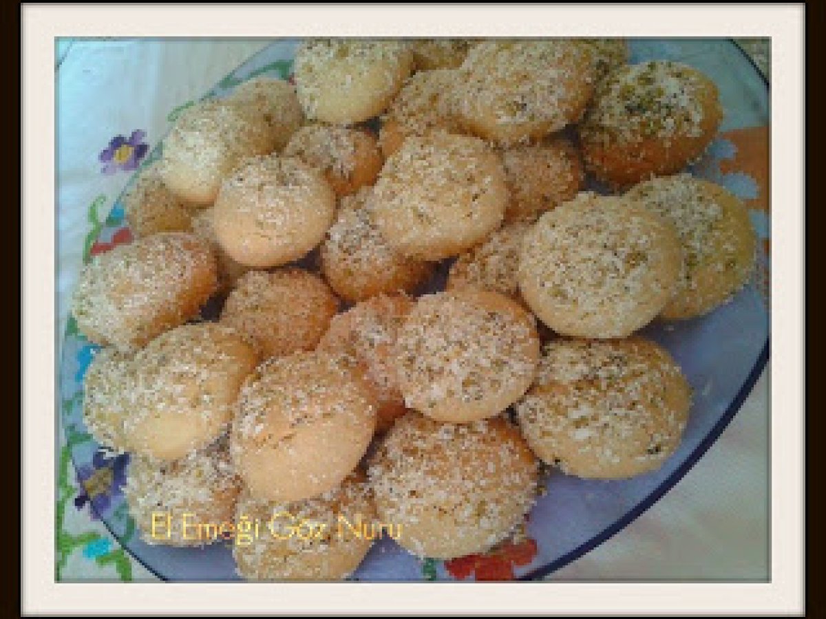 ANTEP FISTIKLI PUDİNGLİ KURABİYE