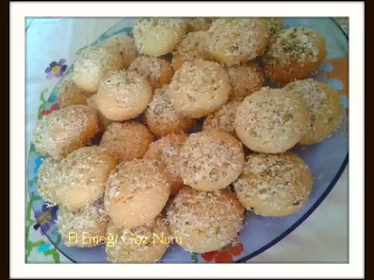 ANTEP FISTIKLI PUDİNGLİ KURABİYE