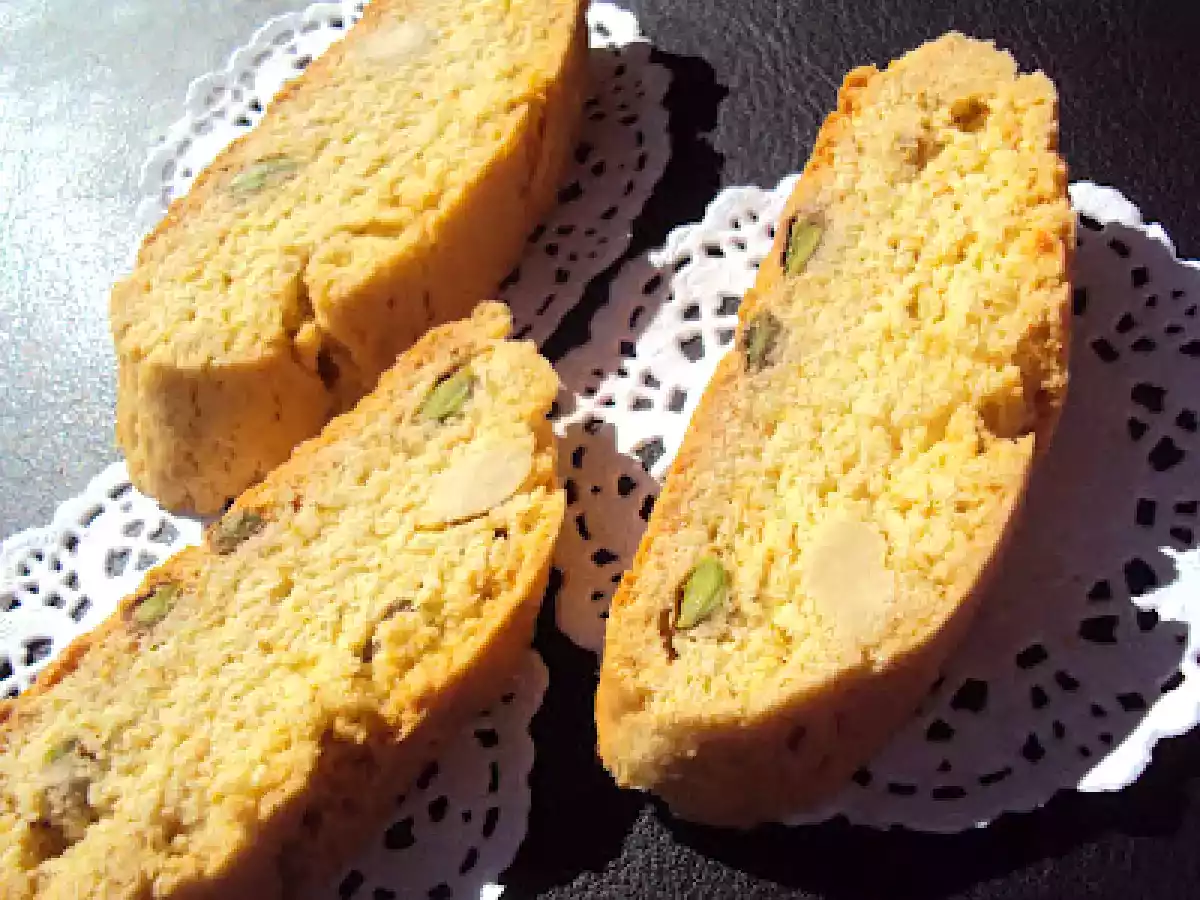 Antepfıstıklı ve Bademli Biscotti - fotoğraf 3