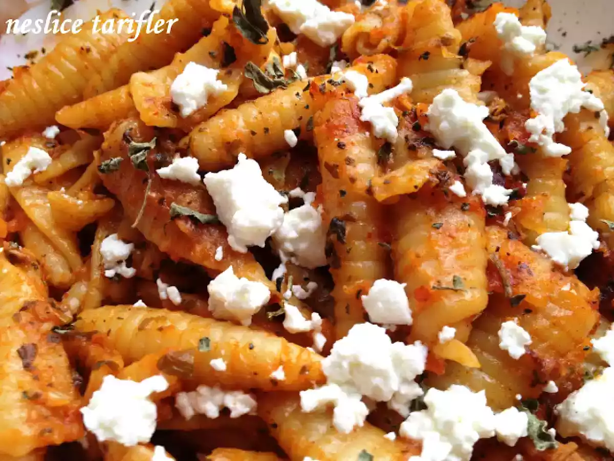 Arrabbiata Soslu Makarna ve Kısa Bir Ara - fotoğraf 2