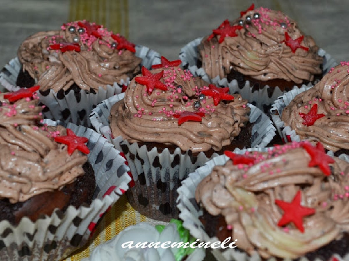 ARTIK HERKES CUPCAKE YAPABİLECEK