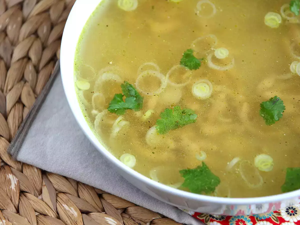 Asya usulü tavuk çorbası, son derece lezzetli ve rahatlatıcı - fotoğraf 3