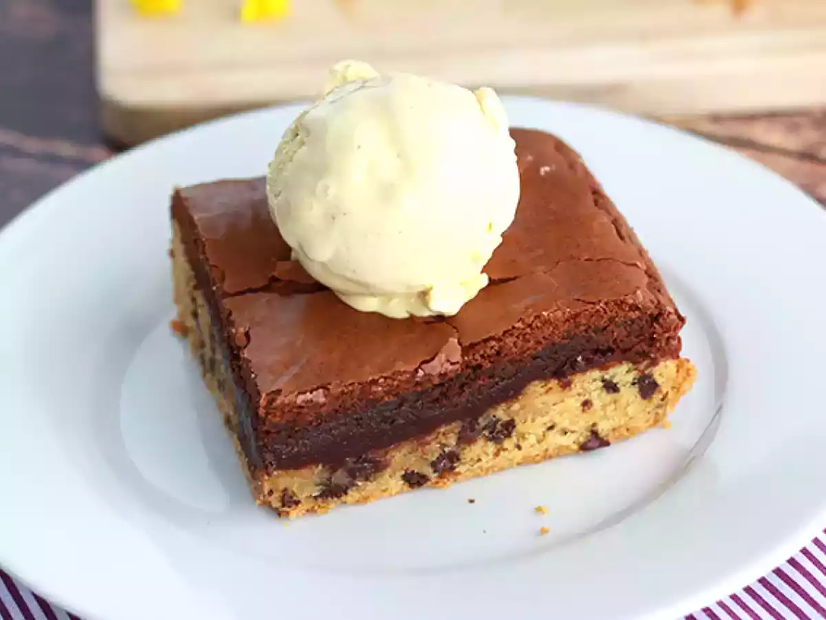Atıştırmalık için mükemmel kurabiye ve brownie keki!