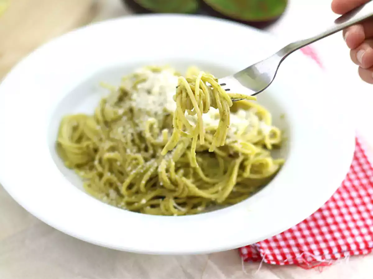 Avokadolu spagetti carbonara - fotoğraf 3