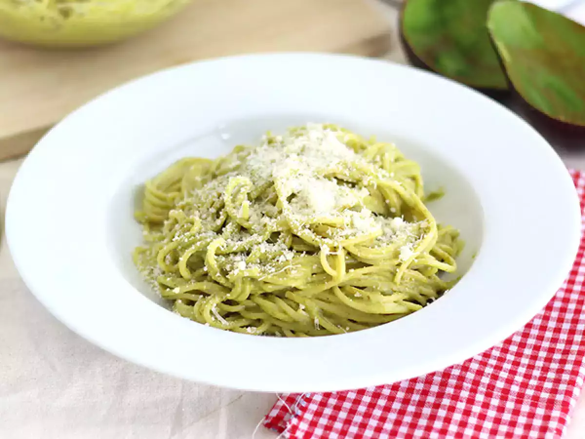 Avokadolu Spagetti Carbonara Tarifi