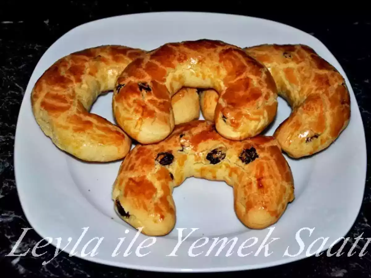 Ay Çöregi Tarifi ( Hakiki Pastane Tarifi )